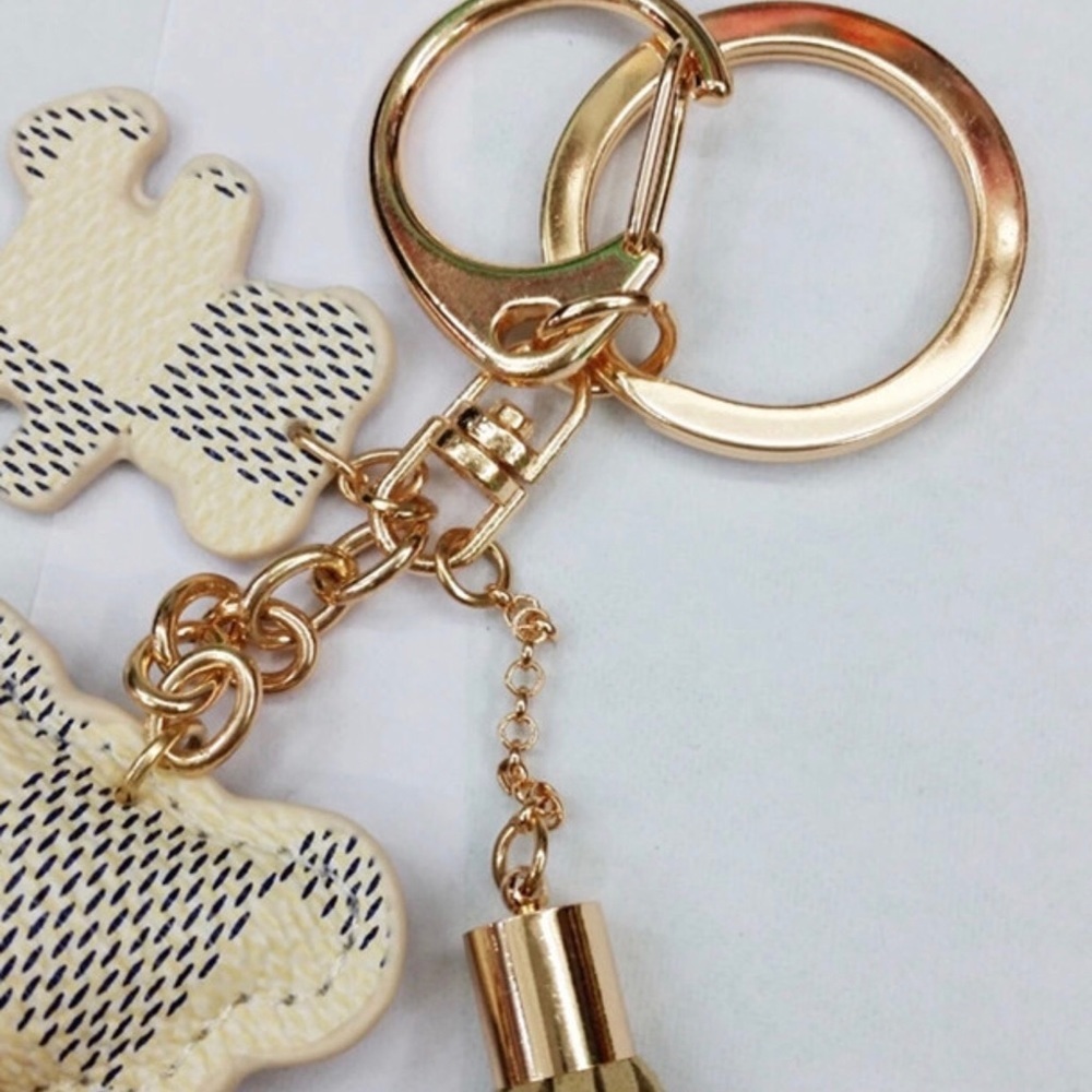 Bear Keychain/Bag Accessory - Picture 4 of 4